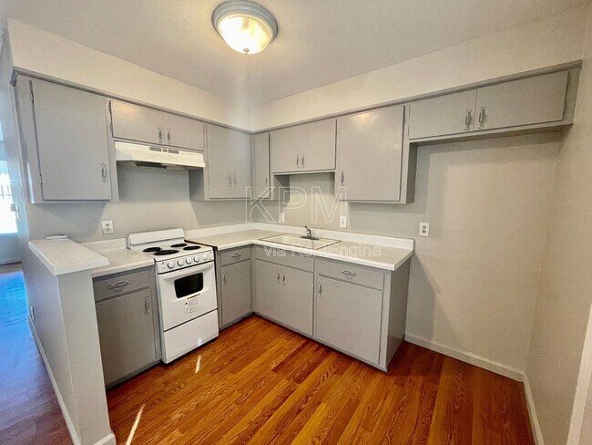 Foto del edificio - 10400 Lower Sacramento Rd
