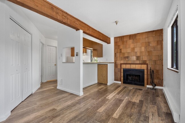 1x1 - 490 sf - Pepper Park Apartments