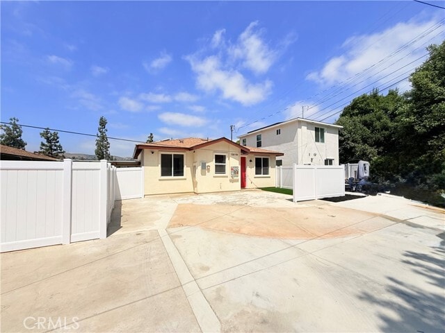 Building Photo - 15819 Del Prado Dr