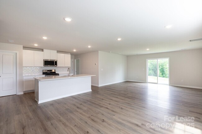 Foto del edificio - 10350 Chatham Run Ln