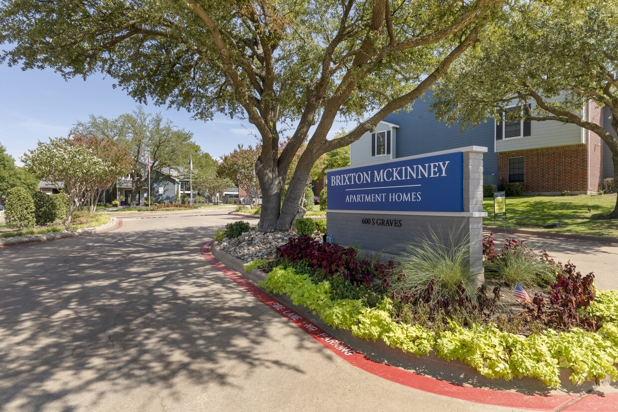 Brixton McKinney Apartments 600 S Graves St McKinney, TX