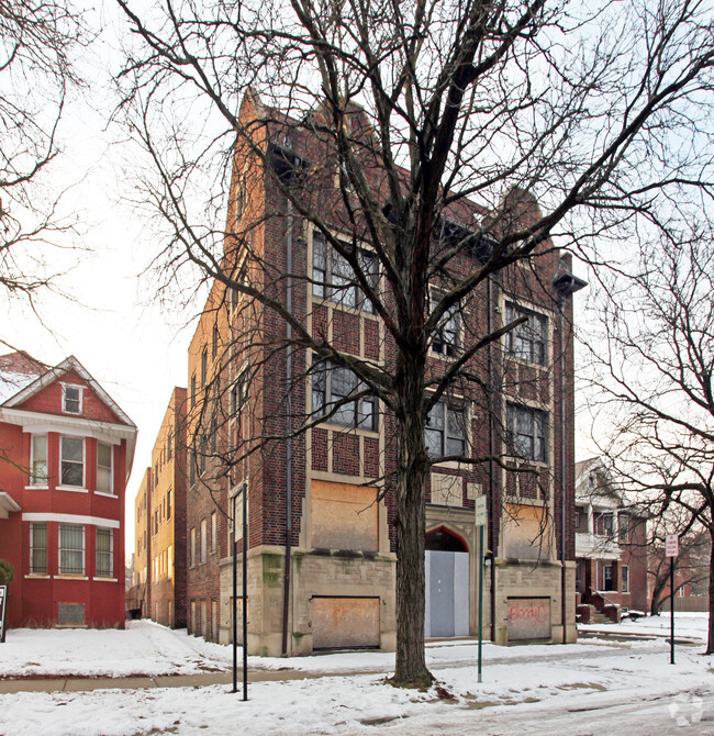 Seward Apartments Detroit