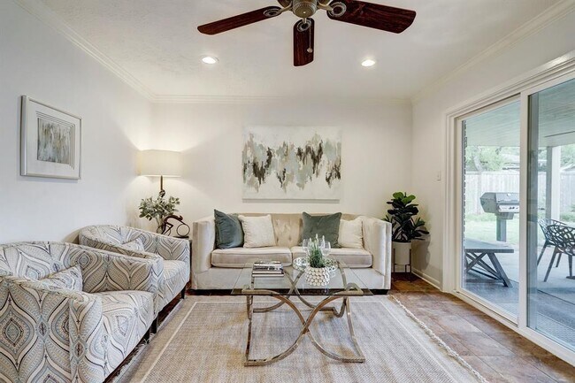 Foto del edificio - 2330 Willowby Dr
