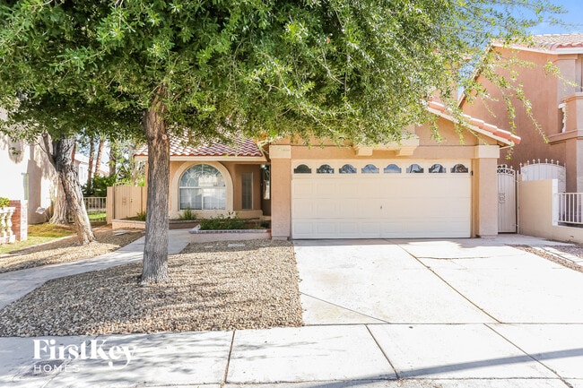 Building Photo - 2328 Brighton Shore St