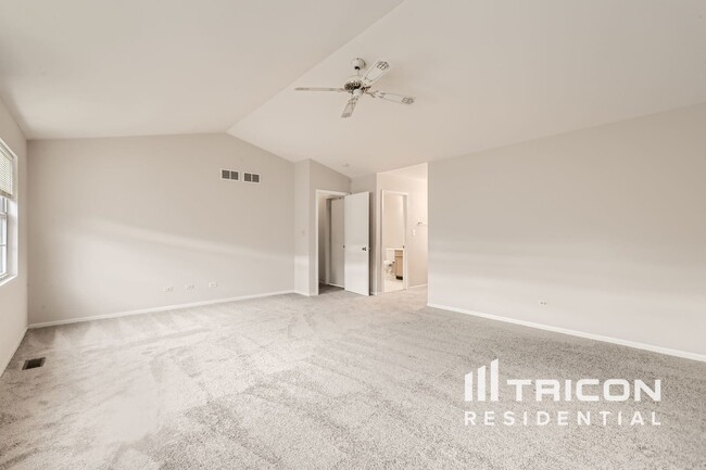 Building Photo - 3106 Anton Cir
