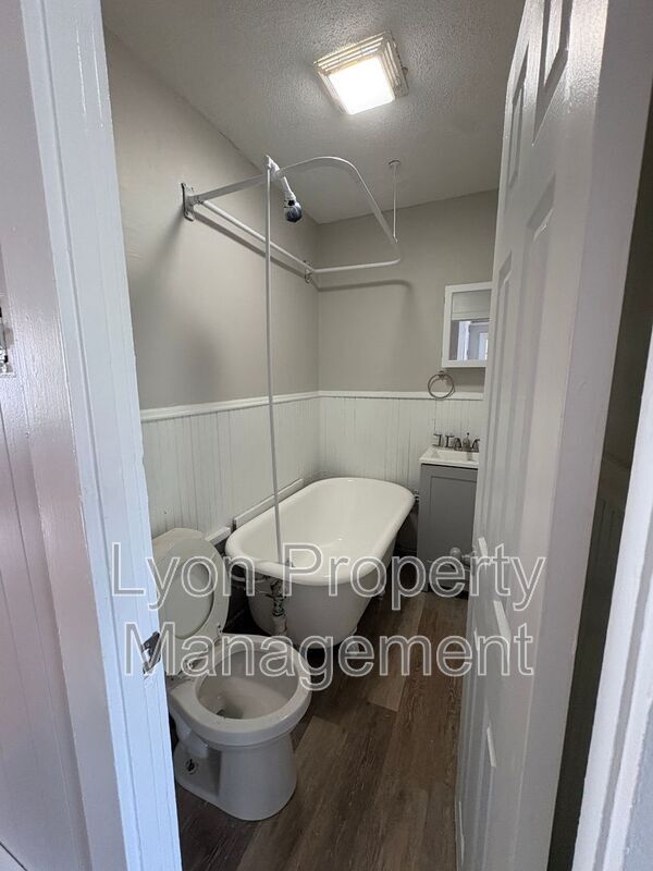 Foto del edificio - 157 Rathbun St