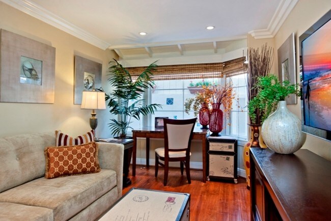Foto del edificio - 240 Jasmine St