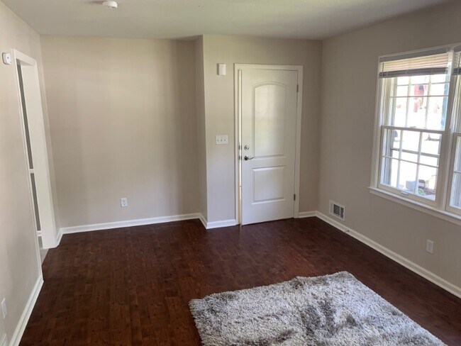 Foto del edificio - 7205 Raytown Rd