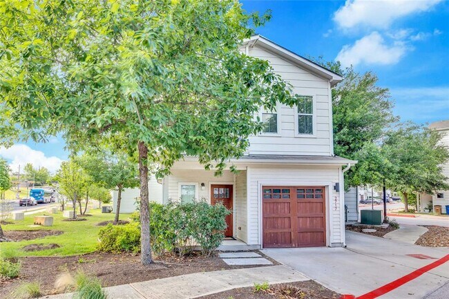 Building Photo - 2717 Halcyon Dr