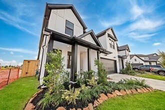 Building Photo - 29611 Smokey Bourbon Ln