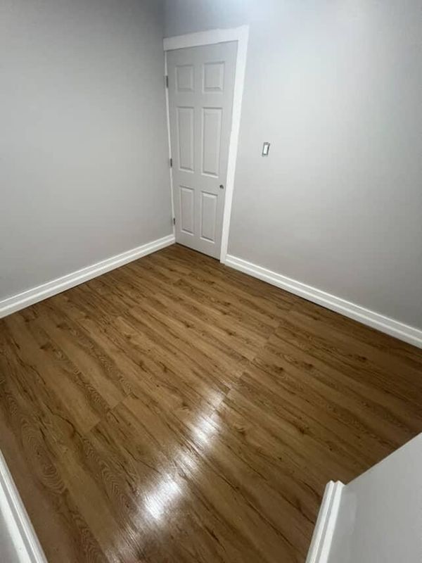 Foto del edificio - 262 W Fisher Ave