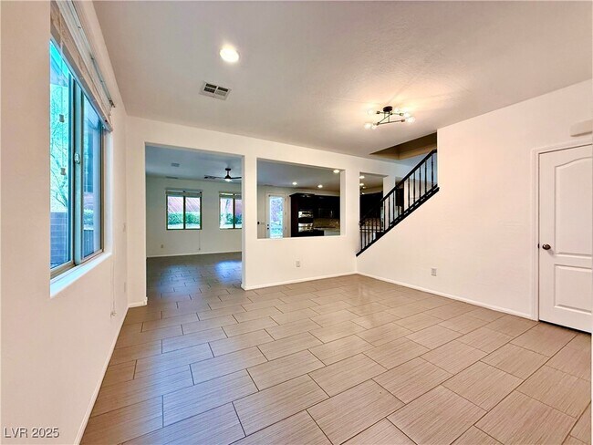 Foto del edificio - 5369 Alden Glen Dr