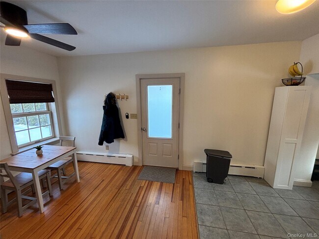 Foto del edificio - 11 W Bridge St