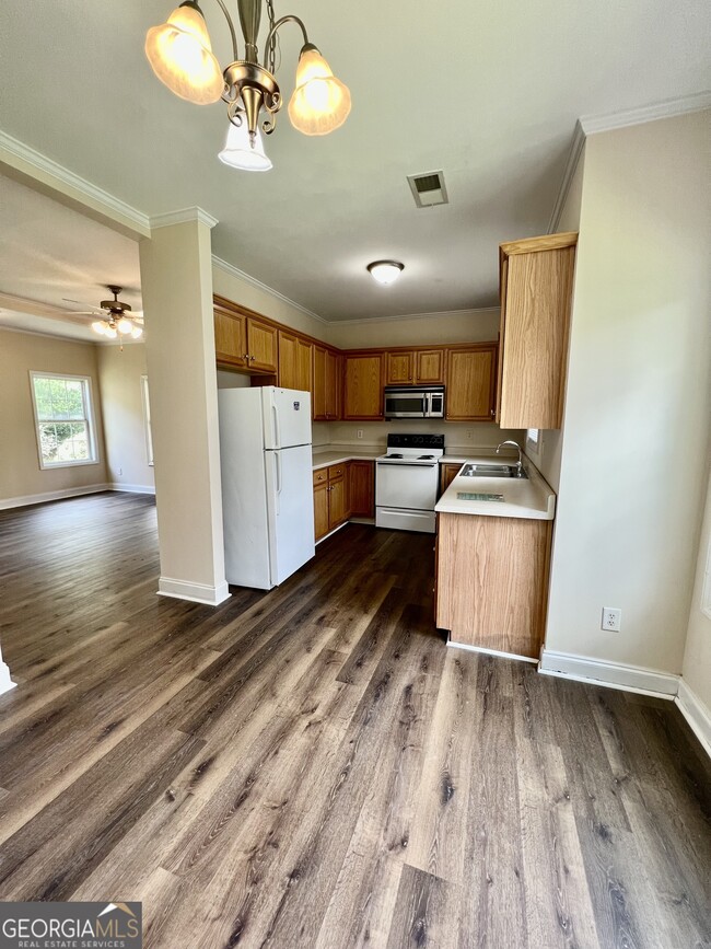 Foto del edificio - 160 Trail Creek St