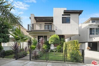 Building Photo - 211 S Irena Ave