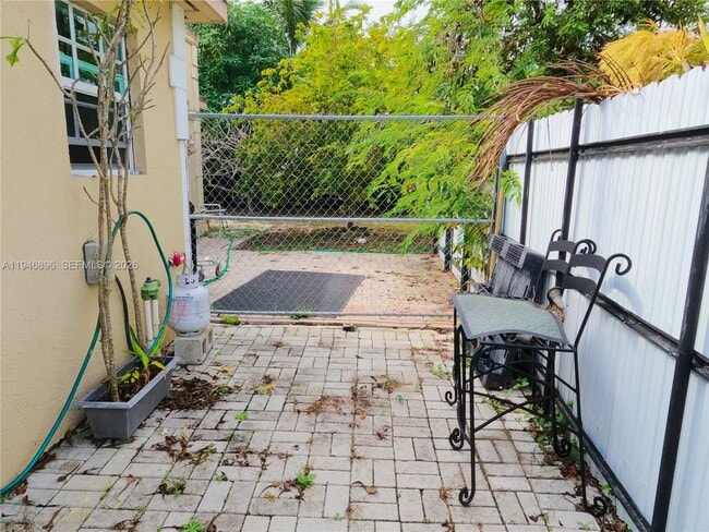 Building Photo - 4636 Holt Rd