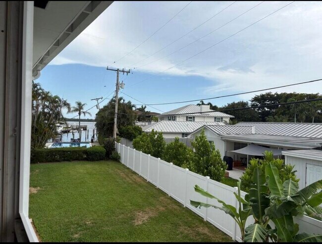 Foto del edificio - 118 Yacht Club Dr