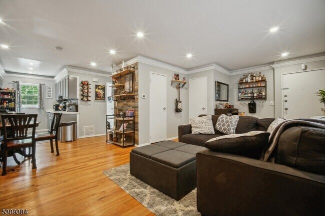 Foto del edificio - 39 Harrison Ave