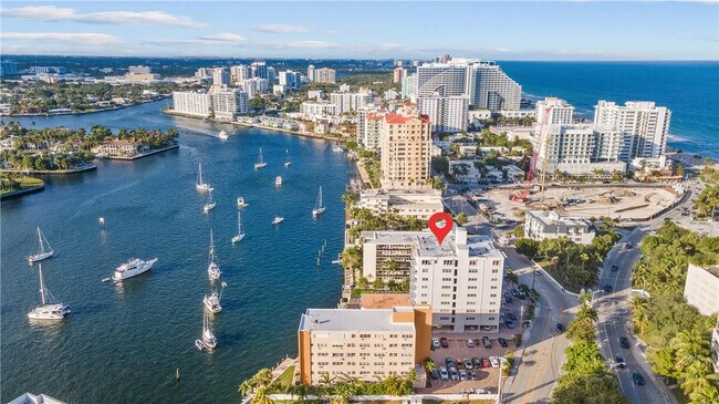 Foto del edificio - 95 N Birch Rd