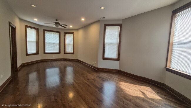 Foto del edificio - 3238 N Hamlin Ave