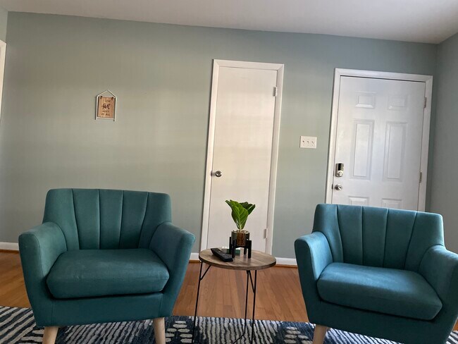 Foto del edificio - 507 Greenway Dr