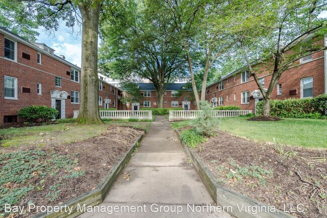 Building Photo - 1 br, 1 bath House - 108 GEORGE MASON DR. ...