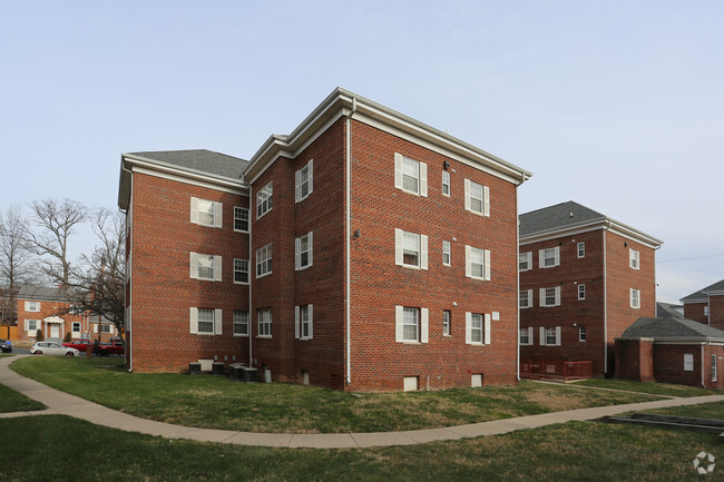 Foto del edificio - University Landing Apartments
