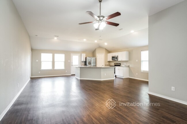Building Photo - 6540 Chalk River Dr
