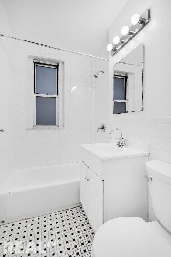 Building Photo - 225 East 47th Street