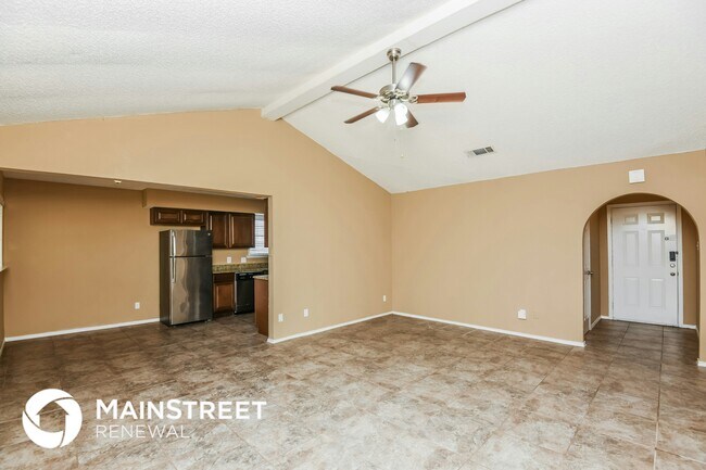 Foto del edificio - 617 Park Center Blvd