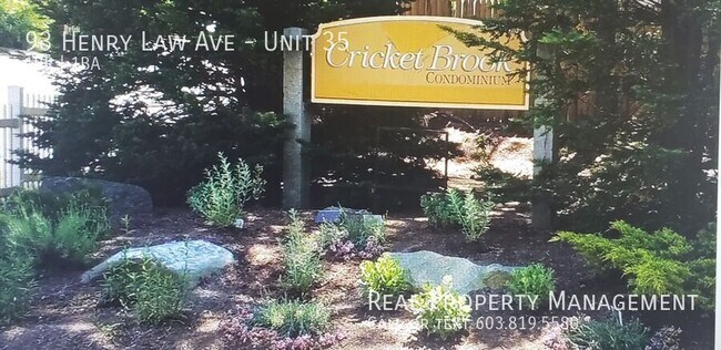 Foto del edificio - 93 Henry Law Ave