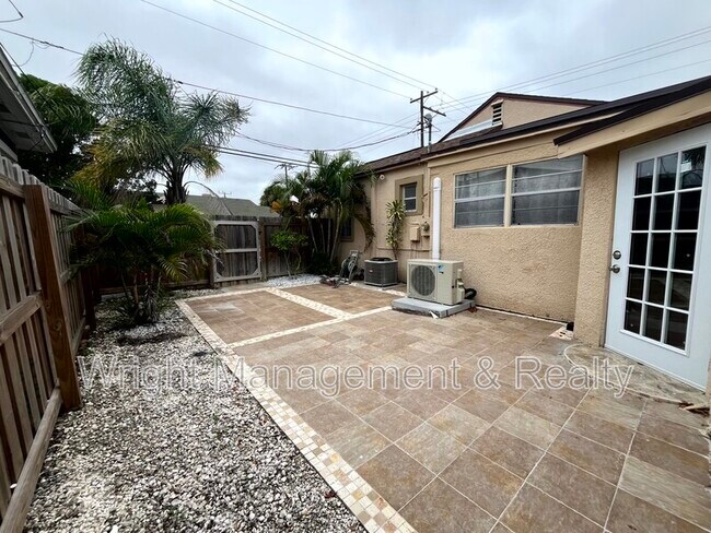 Foto del edificio - 1215 N Garden Ave