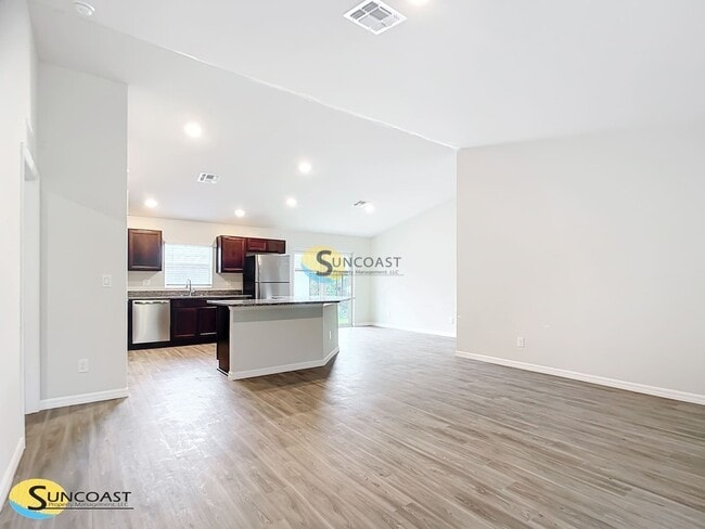 Building Photo - 4059 S Apopka Ave