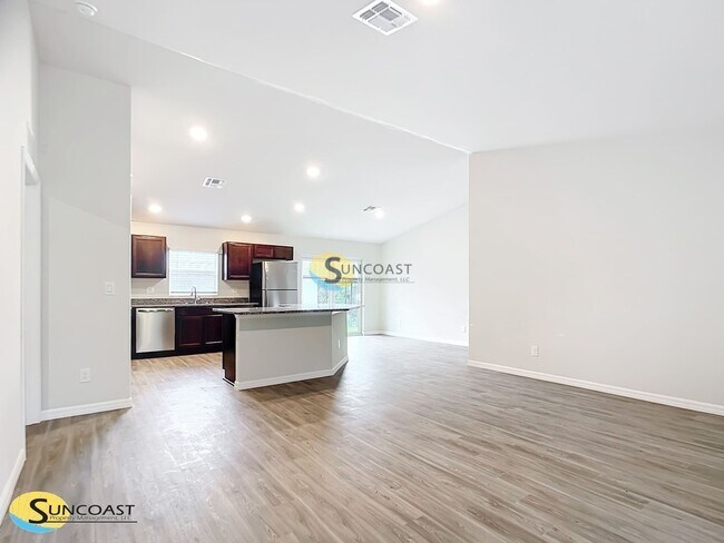 Foto del edificio - 8608 N Gilovu Dr