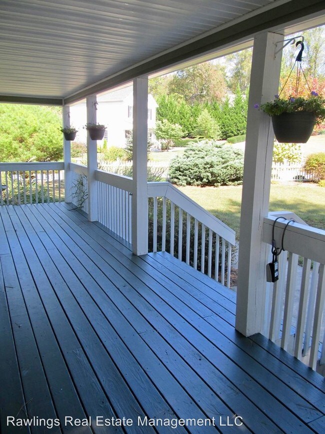 Building Photo - 3 br, 2.5 bath House - 6 Forest Park Lane