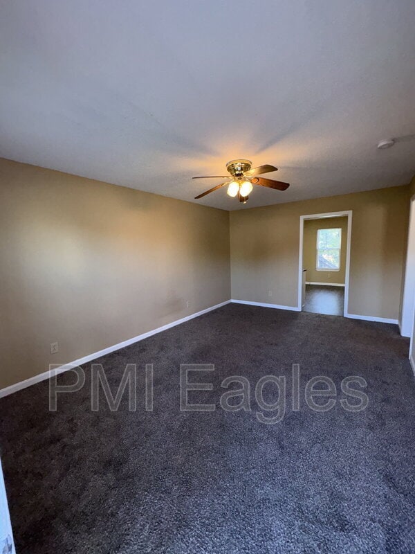 Building Photo - 3284 Tower Dr