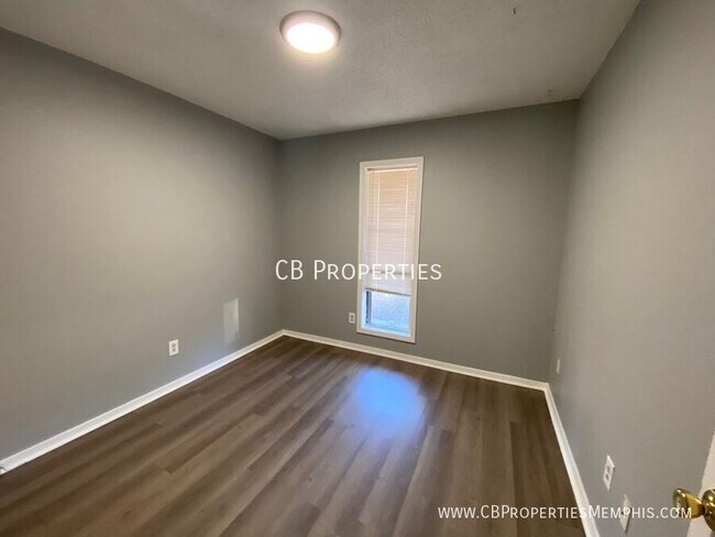 Building Photo - 5689 Maple Tree Dr