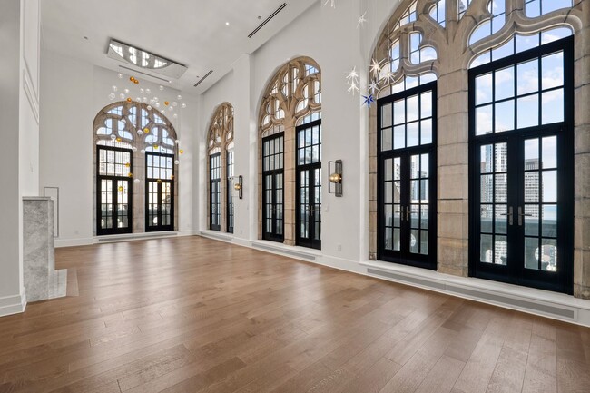 Building Photo - 435 N Michigan Ave