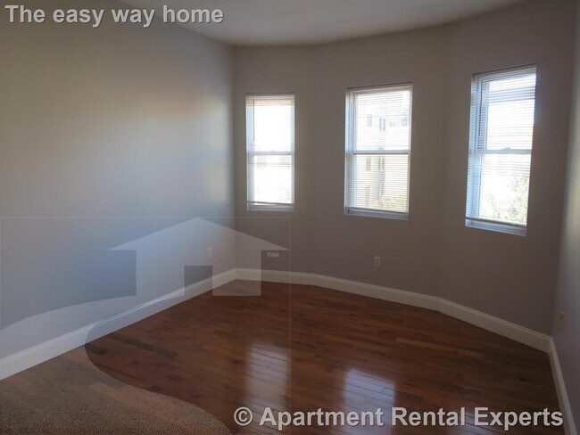 Foto del edificio - 360 Somerville Ave