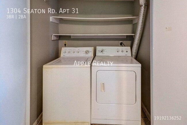 Building Photo - 1304 Seaton Rd, Apt 31 - Available Now