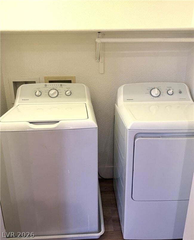 Building Photo - 3327 Erva St