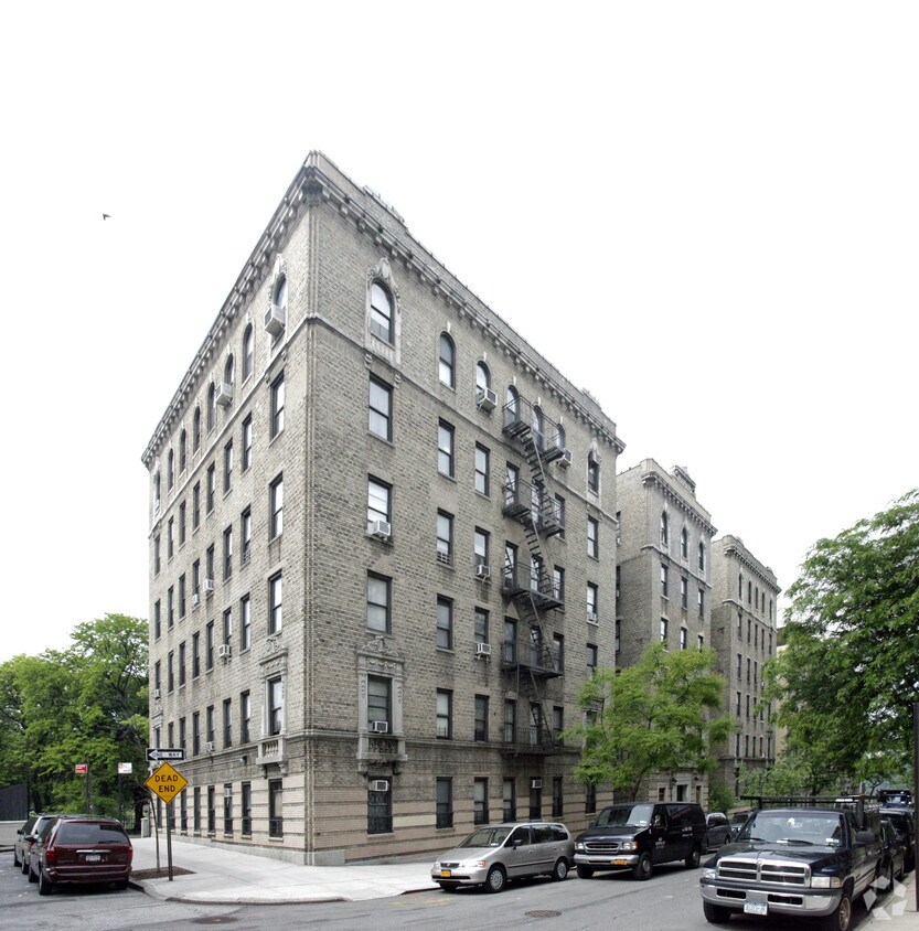 824 W 176th ¡St - 824 W 176th St