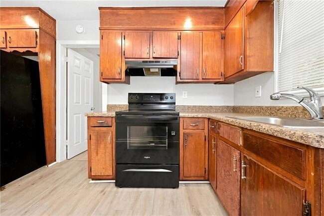 Building Photo - 386 Lindsey Dr SE