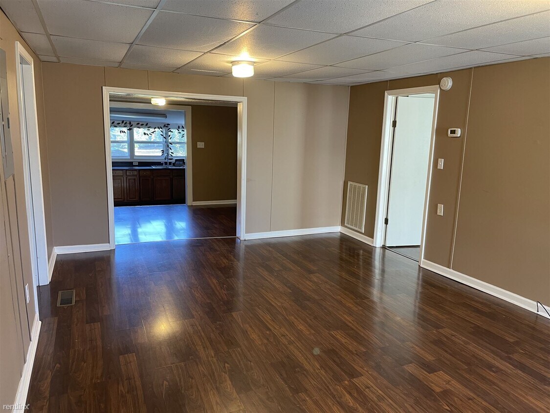 Building Photo - 3 br, 1.5 bath House - 134 Stroud Drive
