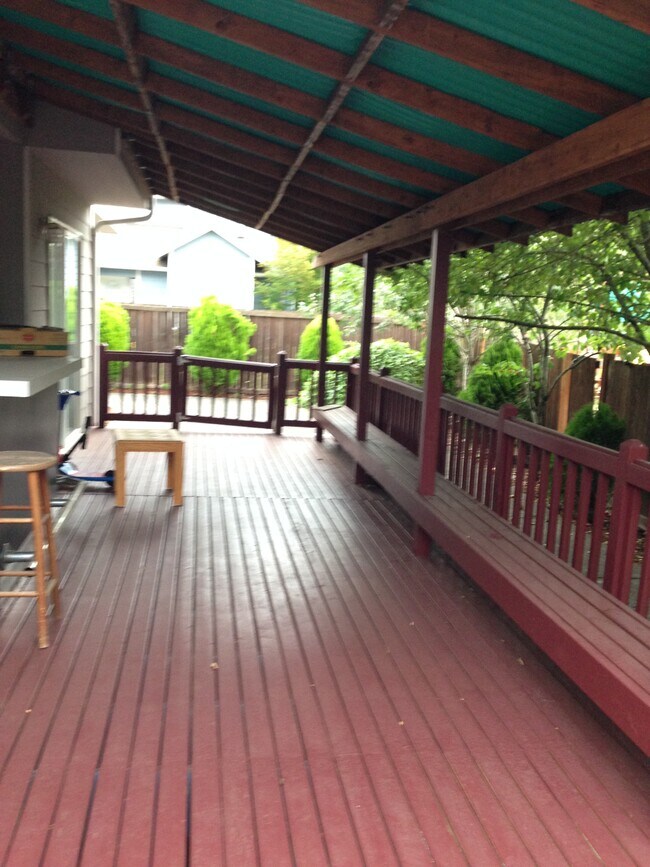 Foto del edificio - 4701 NE 23rd St