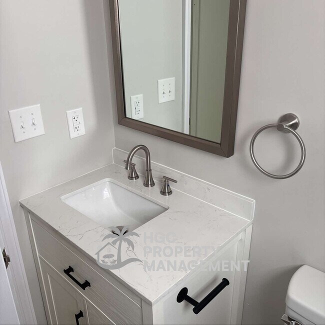 Foto del edificio - 827 Moore St