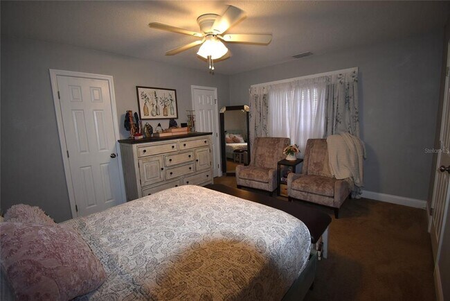 Foto del edificio - 56 Windtree Ln