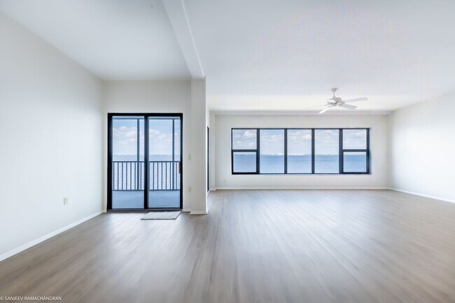 Building Photo - PRICE DROP! EXECUTIVE WATERFRONT CONDO ON ...