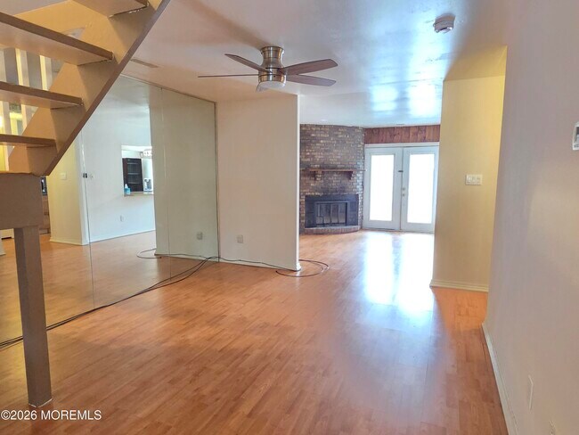 Building Photo - 2604 Dogwood Ct