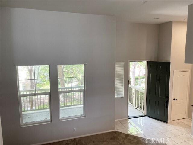 Foto del edificio - 22 Sheridan Ln